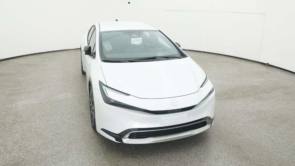 New 2026 Wind Chill Pearl Toyota XSE image 36