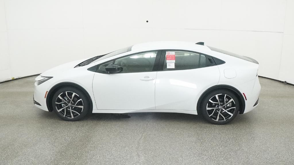 New 2026 Wind Chill Pearl Toyota XSE image 39