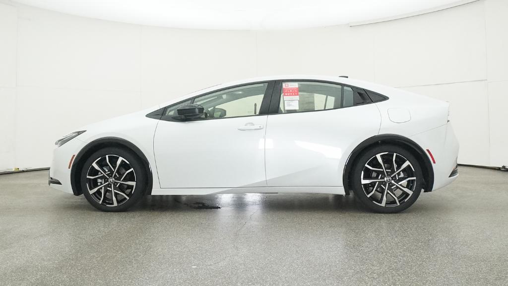 New 2026 Wind Chill Pearl Toyota XSE image 37