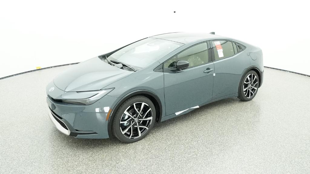 2026 Toyota Prius XSE's photo