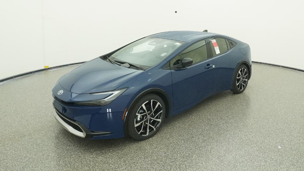 2026 Toyota Prius XSE's photo