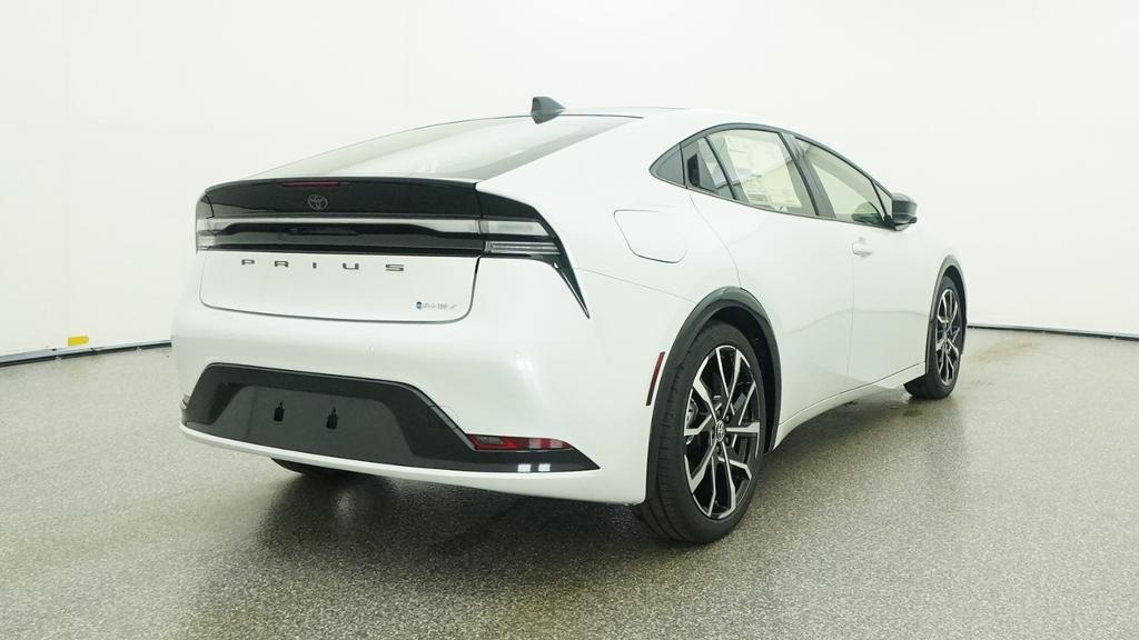 New 2026 Wind Chill Pearl <sup>1</sup> Toyota  XSE image 47