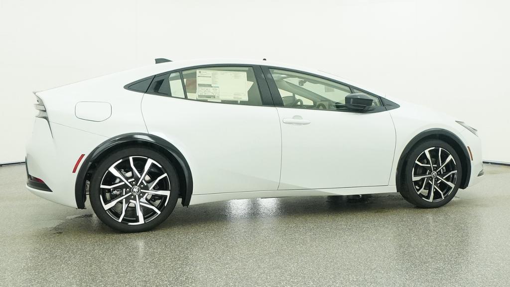 New 2026 Wind Chill Pearl <sup>1</sup> Toyota  XSE image 41