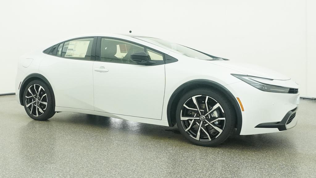 New 2026 Wind Chill Pearl <sup>1</sup> Toyota  XSE image 37