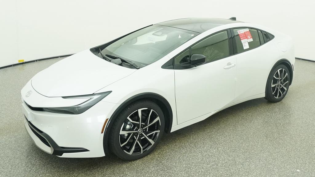 New 2026 Wind Chill Pearl <sup>1</sup> Toyota  XSE image 27