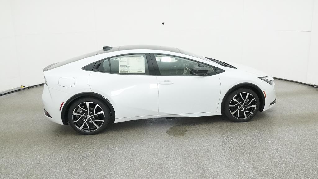 2026 Toyota Prius Plug-in Hybrid XSE - Photo 21