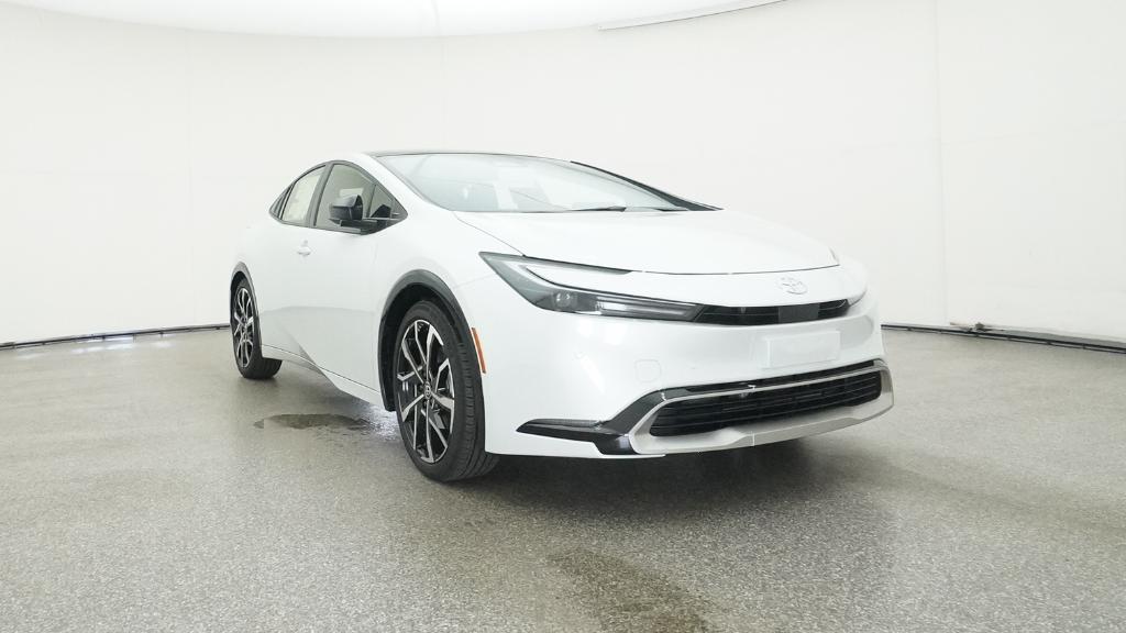 2026 Toyota Prius Plug-in Hybrid XSE - Photo 12