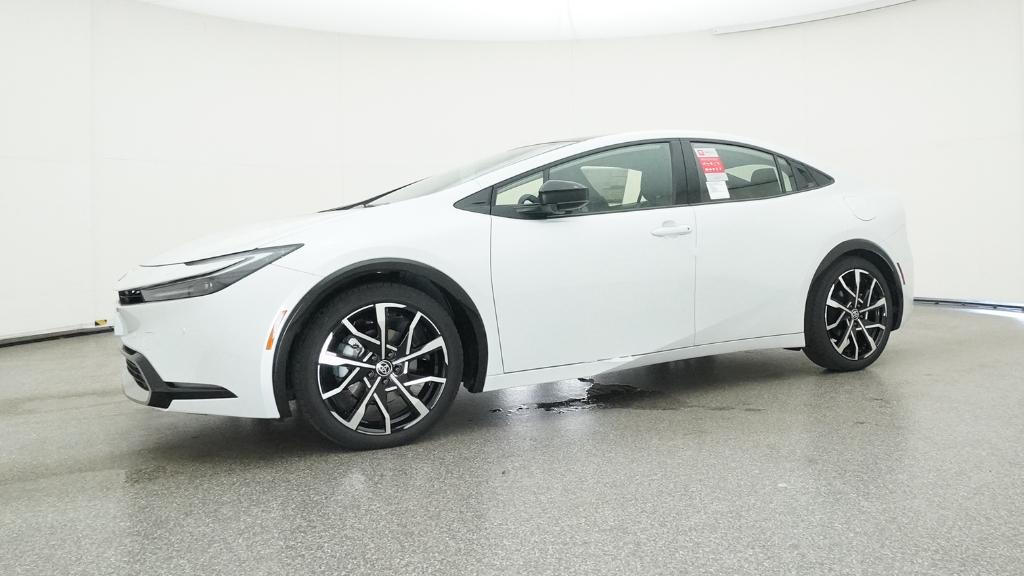2026 Toyota Prius Plug-in Hybrid XSE - Photo 16