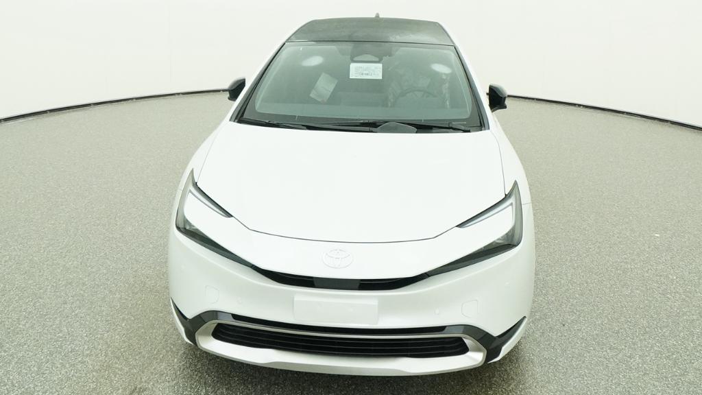 New 2026 Wind Chill Pearl <sup>1</sup> Toyota  XSE image 4