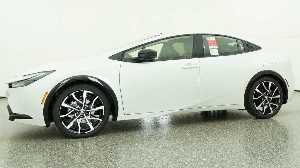 New 2026 Wind Chill Pearl <sup>1</sup> Toyota  XSE image 22