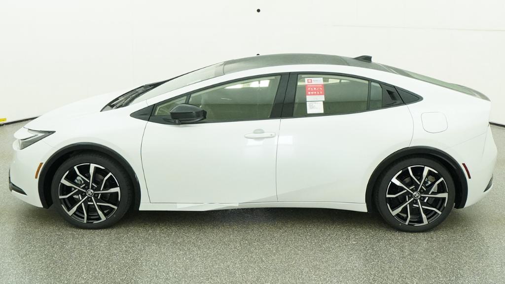 New 2026 Wind Chill Pearl <sup>1</sup> Toyota  XSE image 19