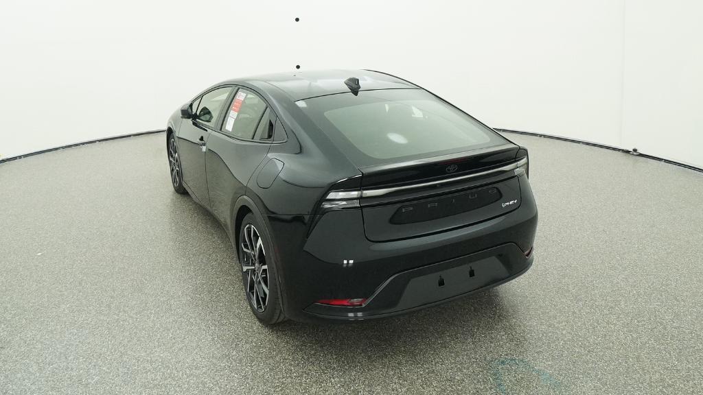 2026 Toyota Prius Plug-in Hybrid XSE - Photo 11