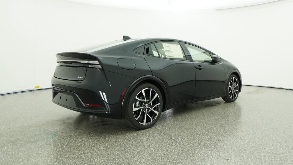 2026 Toyota Prius Plug-in Hybrid XSE - Photo 10