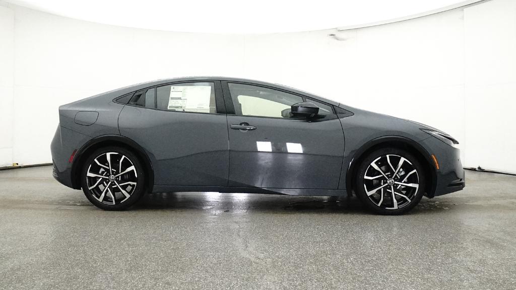 New 2026 Guardian Gray Toyota  XSE image 9
