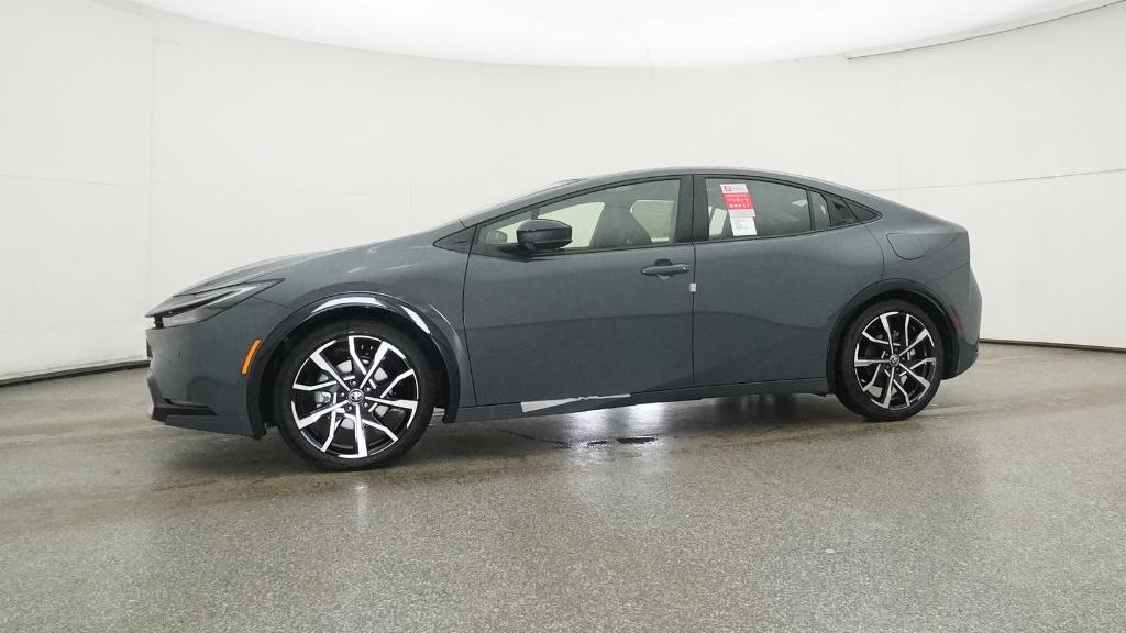 New 2026 Guardian Gray Toyota  XSE image 2
