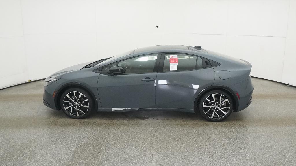 New 2026 Guardian Gray Toyota  XSE image 15