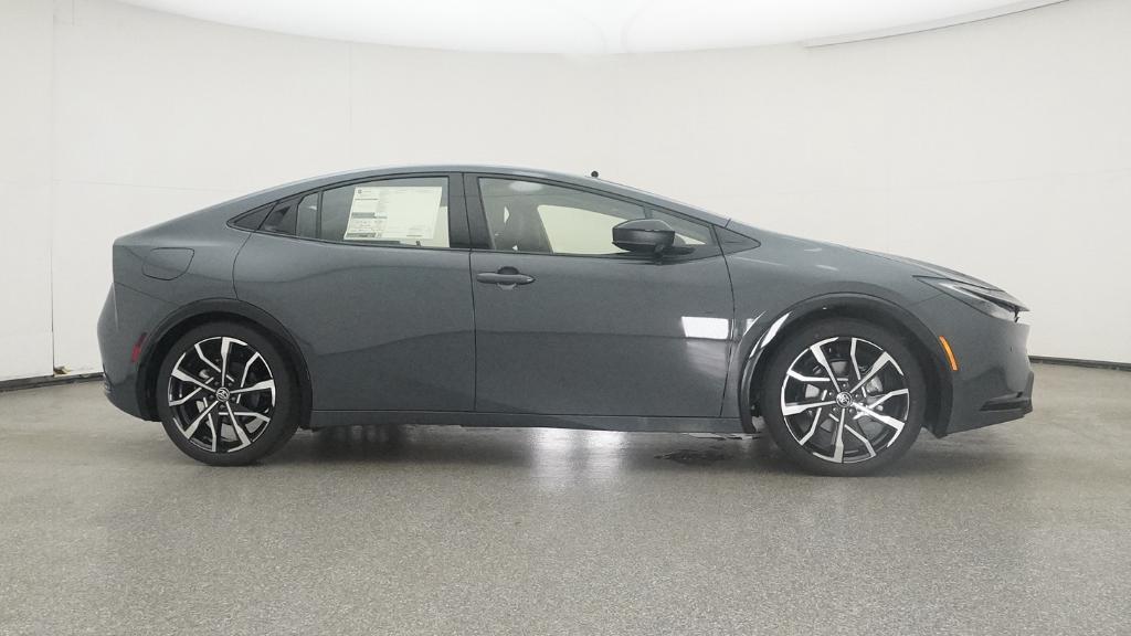 New 2026 Guardian Gray Toyota  XSE image 3