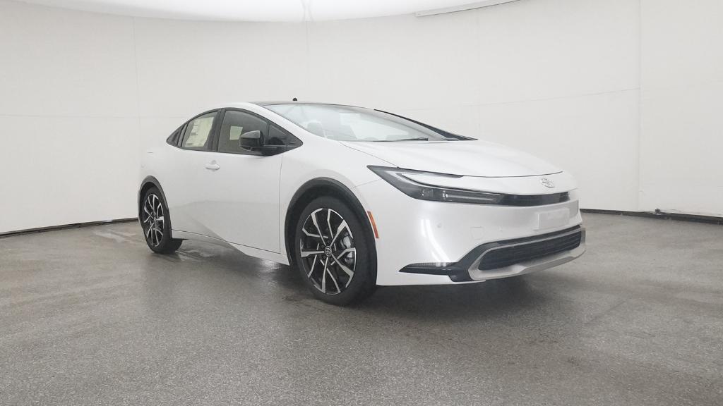 2026 Toyota Prius Plug-in Hybrid XSE photo 2