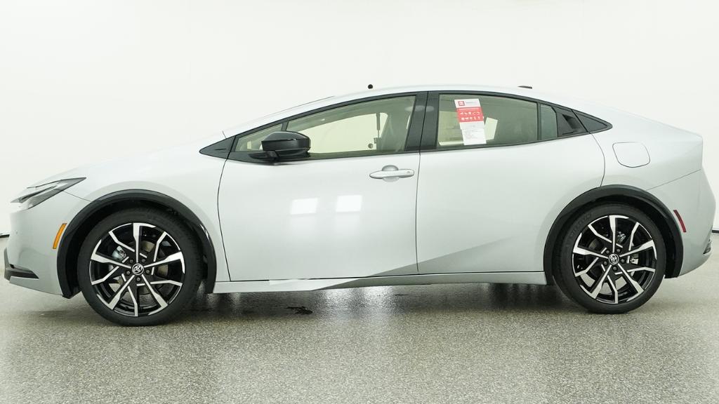 New 2026 Cutting Edge Toyota XSE image 54