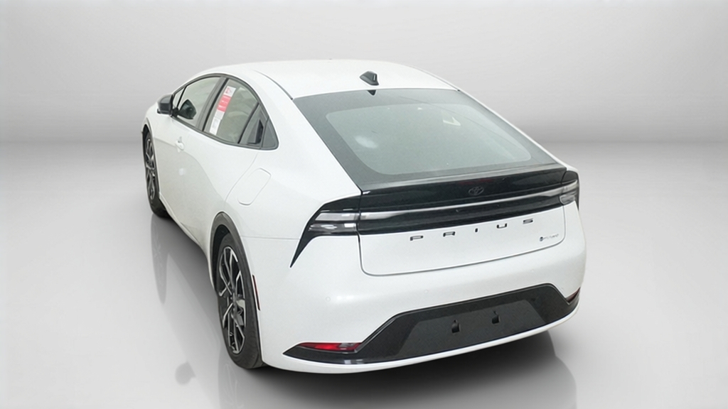2026 Toyota Prius Plug-in Hybrid XSE - Photo 28