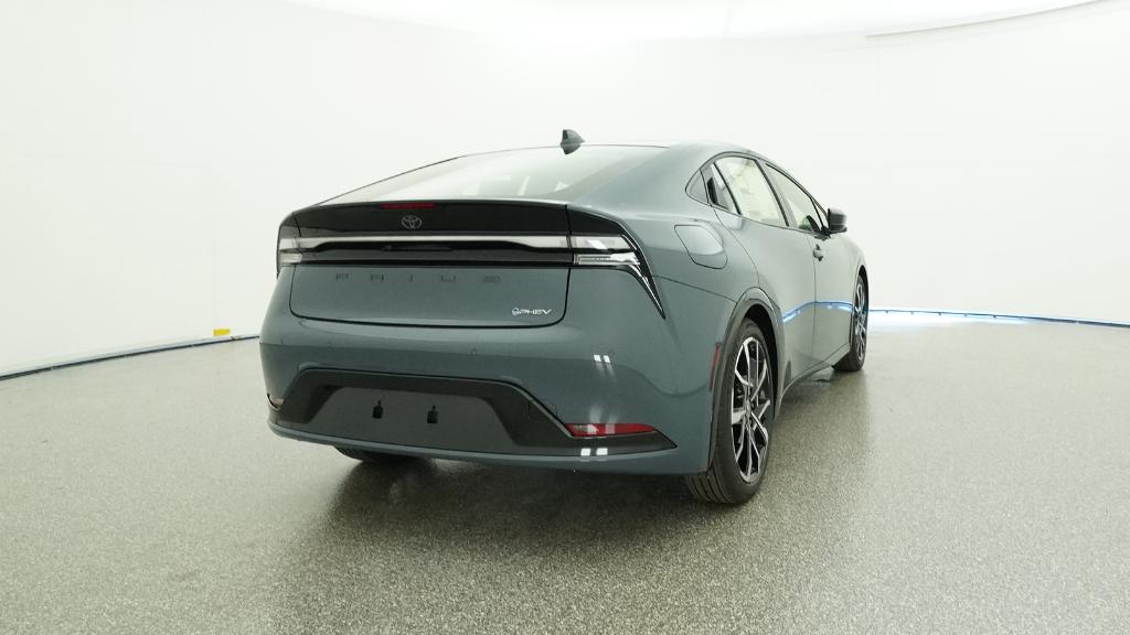 New 2026 Guardian Gray Toyota  XSE image 37