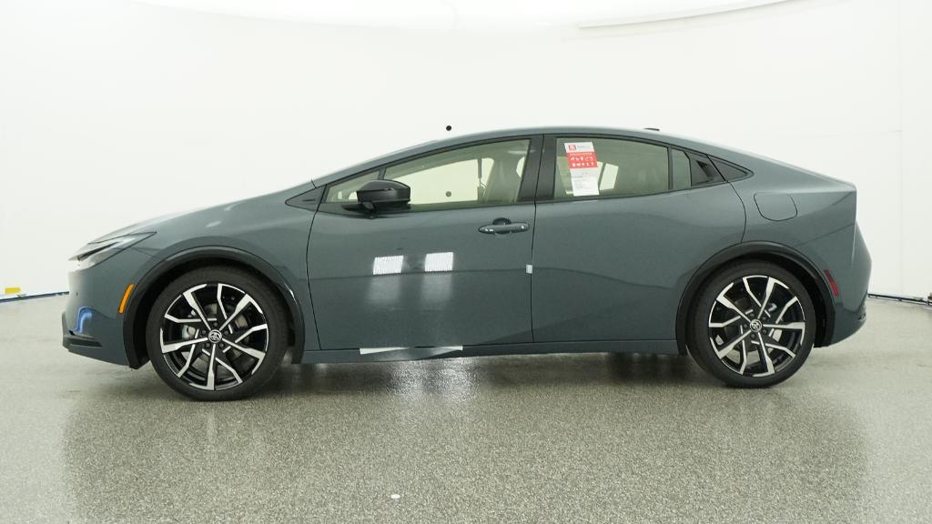 New 2026 Guardian Gray Toyota  XSE image 38