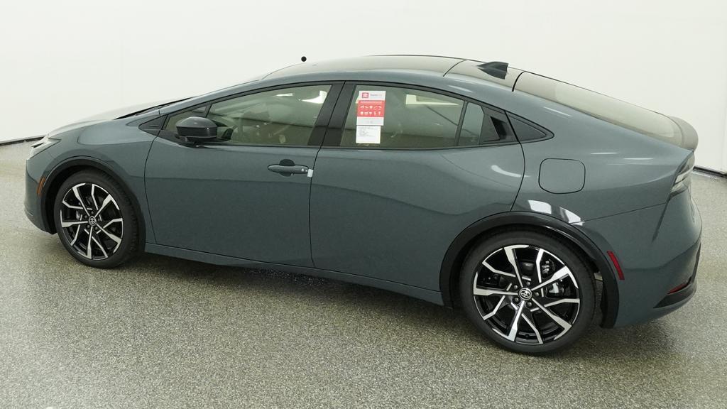 New 2026 Toyota Prius Plug-in Hybrid Hatchback