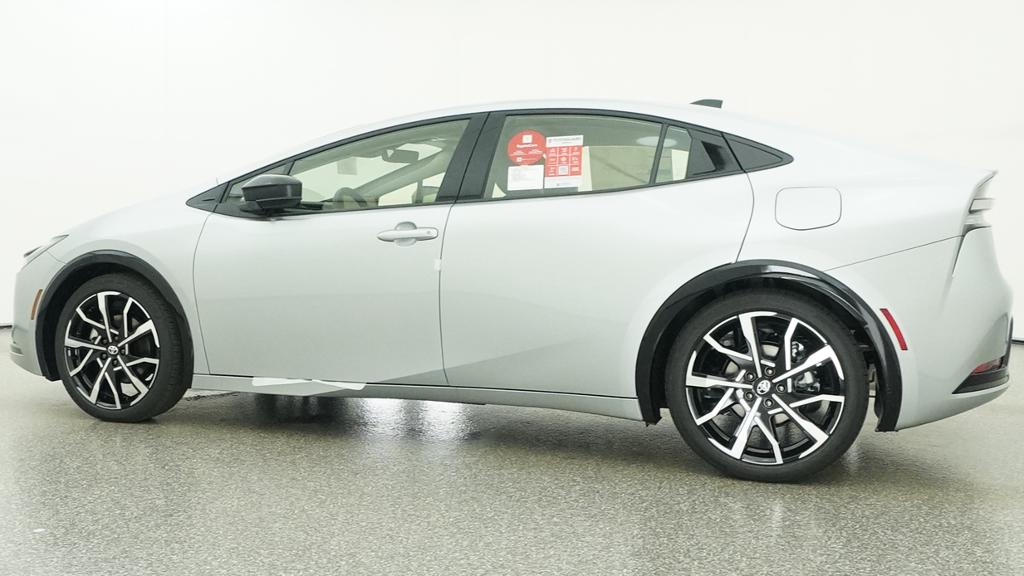 New 2027 Toyota Prius Plug-in Hybrid Hatchback