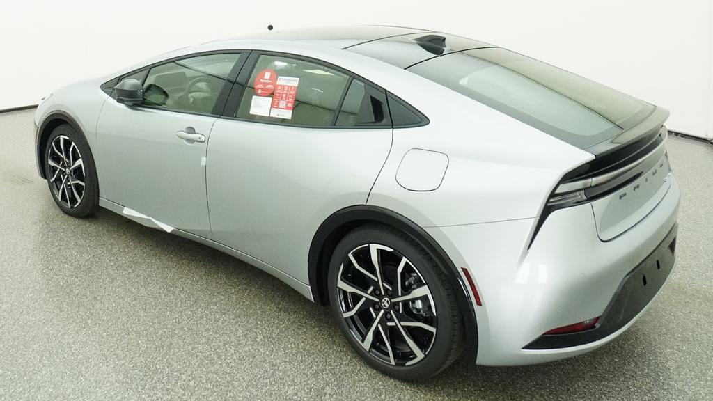 New 2027 Toyota Prius Plug-in Hybrid Hatchback