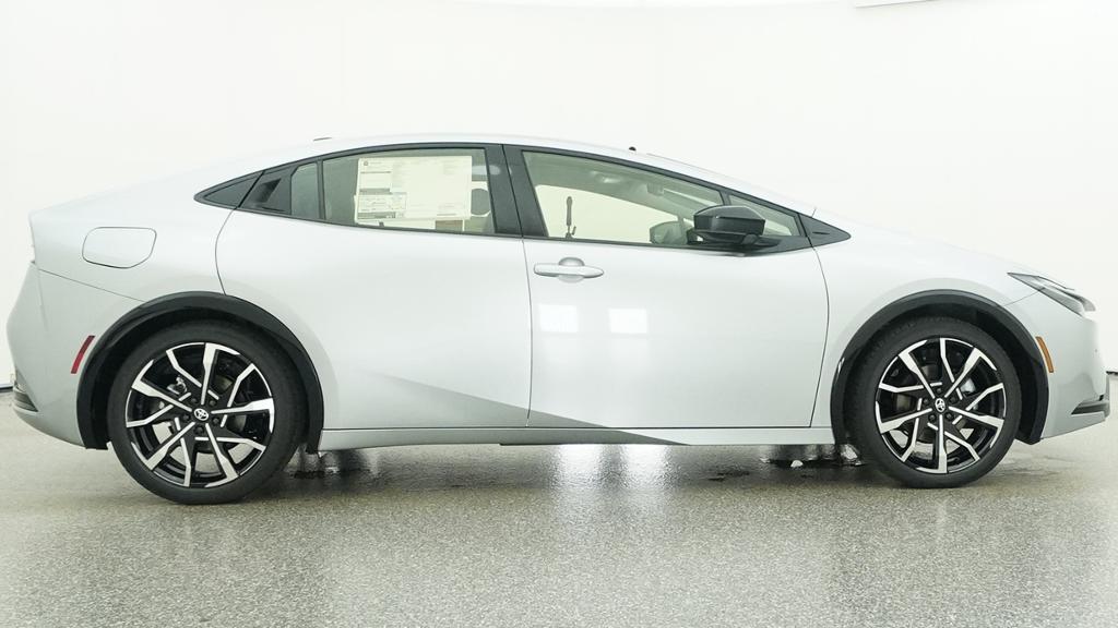 New 2027 Toyota Prius Plug-in Hybrid Hatchback