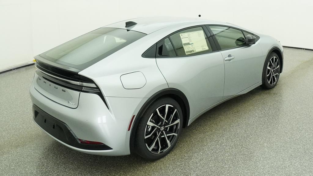 New 2027 Toyota Prius Plug-in Hybrid Sedan