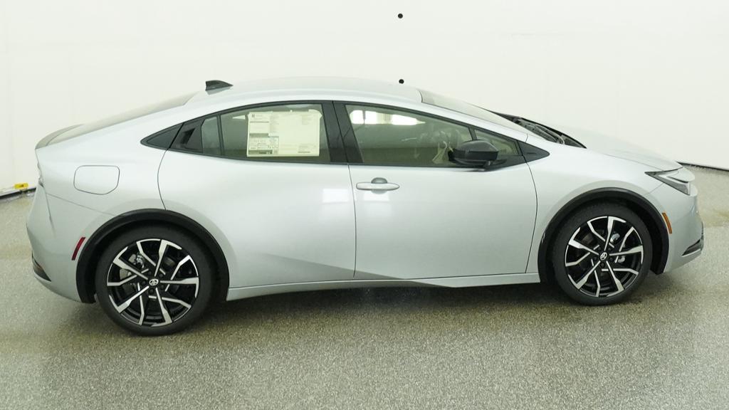 New 2027 Toyota Prius Plug-in Hybrid Sedan