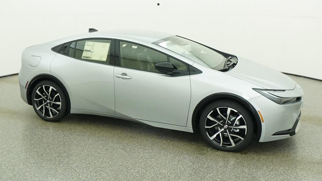 New 2027 Toyota Prius Plug-in Hybrid Sedan