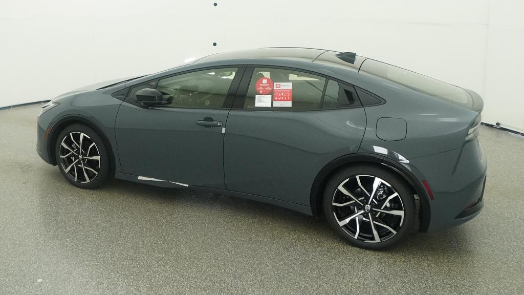 New 2027 Toyota Prius Plug-in Hybrid Sedan