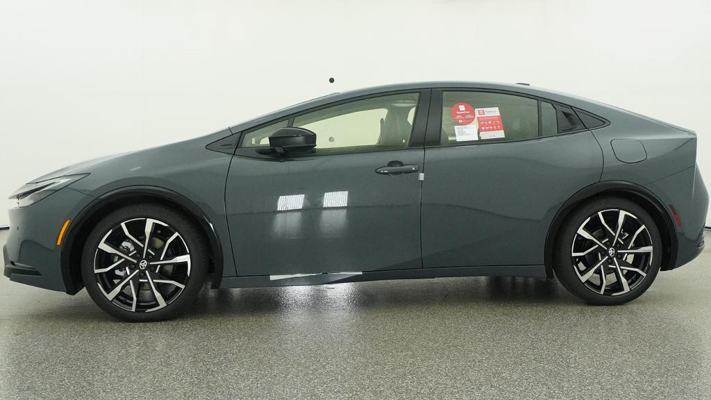 New 2027 Toyota Prius Plug-in Hybrid Sedan
