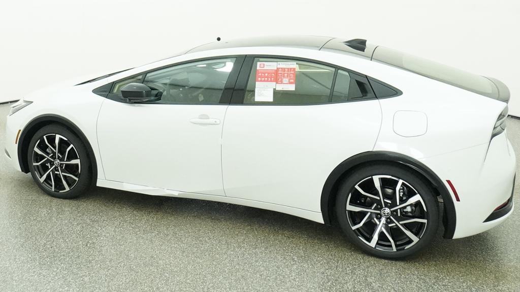 New 2026 Toyota Prius Plug-in Hybrid Hatchback