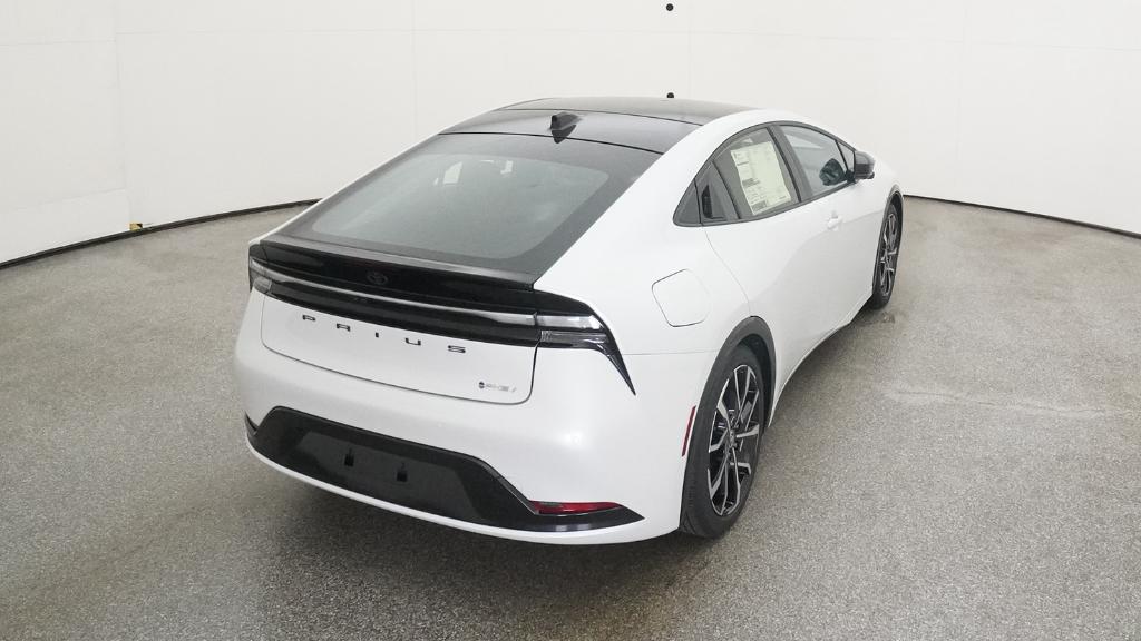 New 2026 Wind Chill Pearl <sup>1</sup> Toyota  XSE Premium image 20