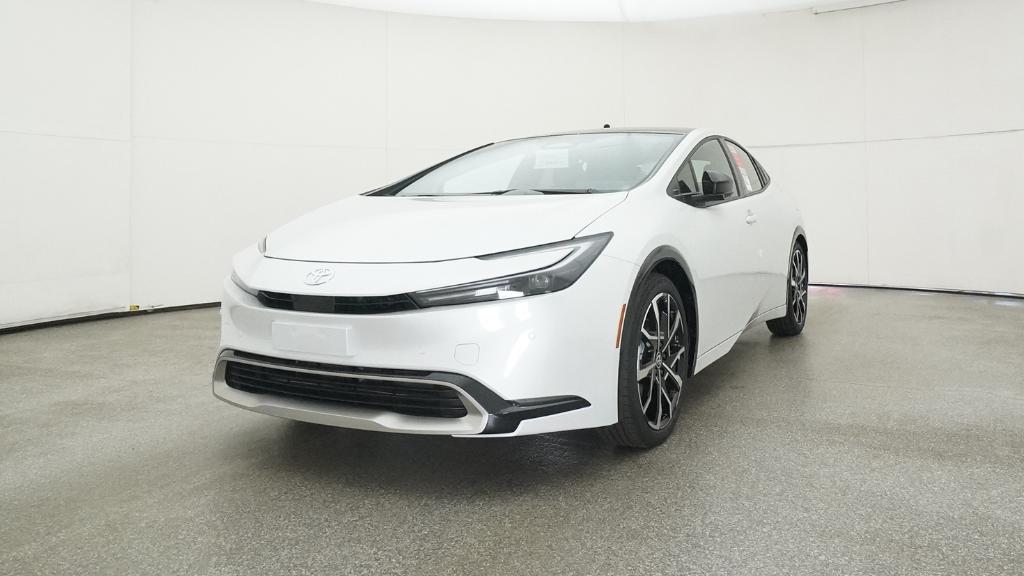 New 2026 Wind Chill Pearl <sup>1</sup> Toyota  XSE Premium image 9