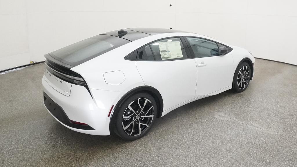 New 2026 Wind Chill Pearl <sup>1</sup> Toyota  XSE Premium image 16