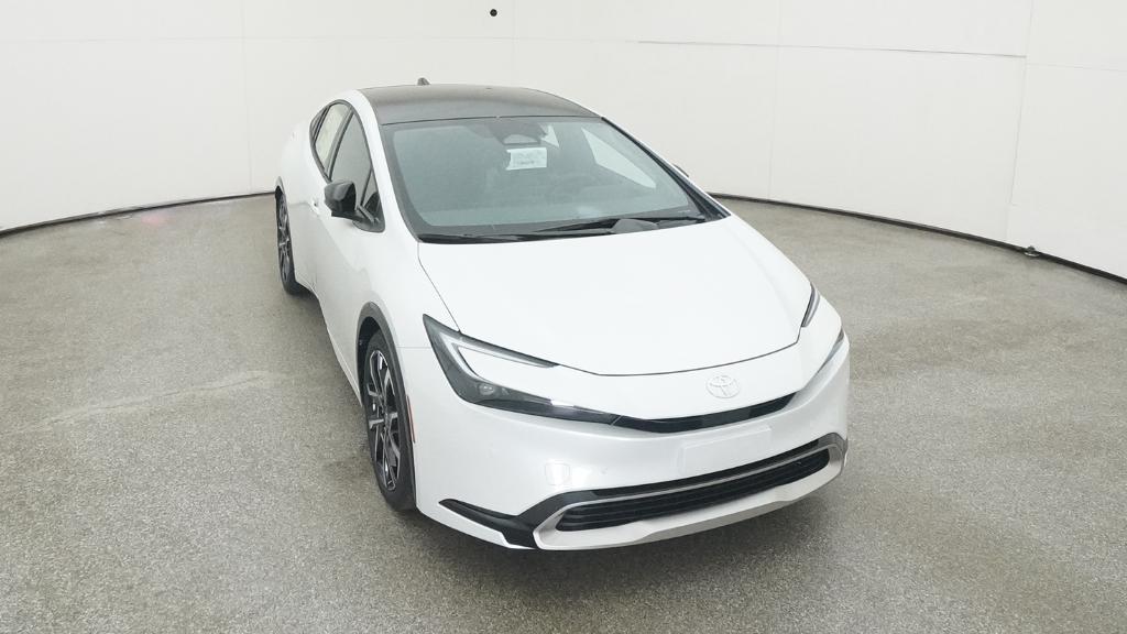 New 2026 Wind Chill Pearl <sup>1</sup> Toyota  XSE Premium image 14