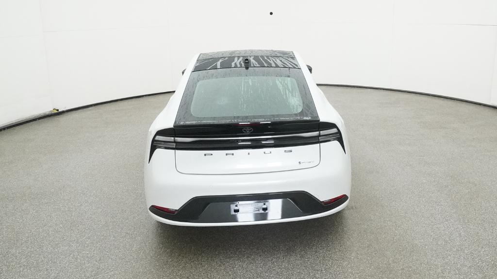 New 2026 Wind Chill Pearl <sup>1</sup> Toyota  XSE Premium image 11