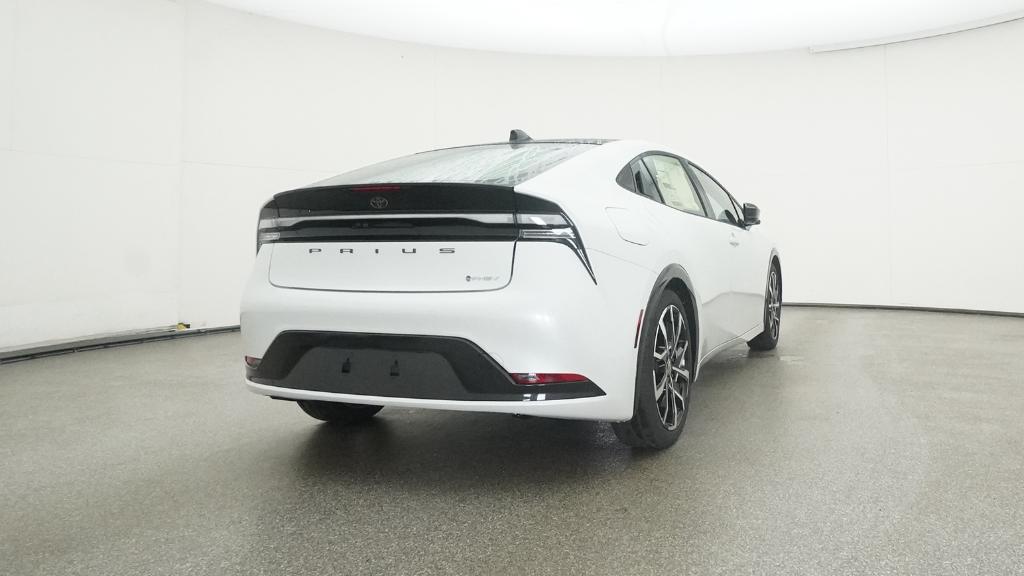 New 2026 Wind Chill Pearl <sup>1</sup> Toyota  XSE Premium image 22
