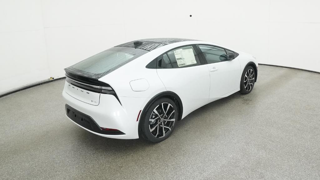 New 2026 Wind Chill Pearl <sup>1</sup> Toyota  XSE Premium image 10