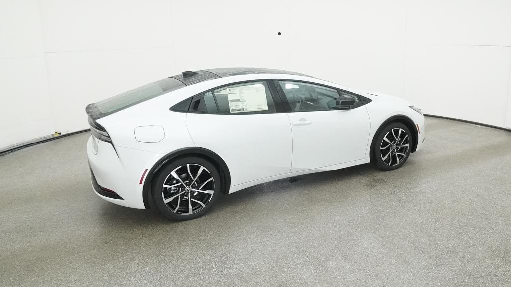 New 2026 Wind Chill Pearl <sup>1</sup> Toyota  XSE Premium image 15