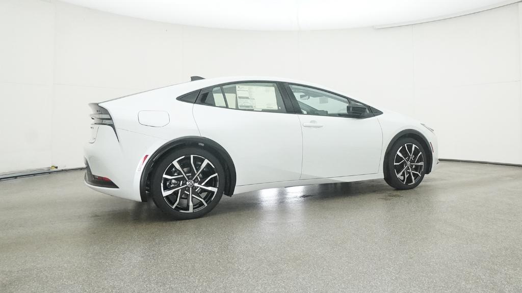 New 2026 Wind Chill Pearl <sup>1</sup> Toyota  XSE Premium image 14
