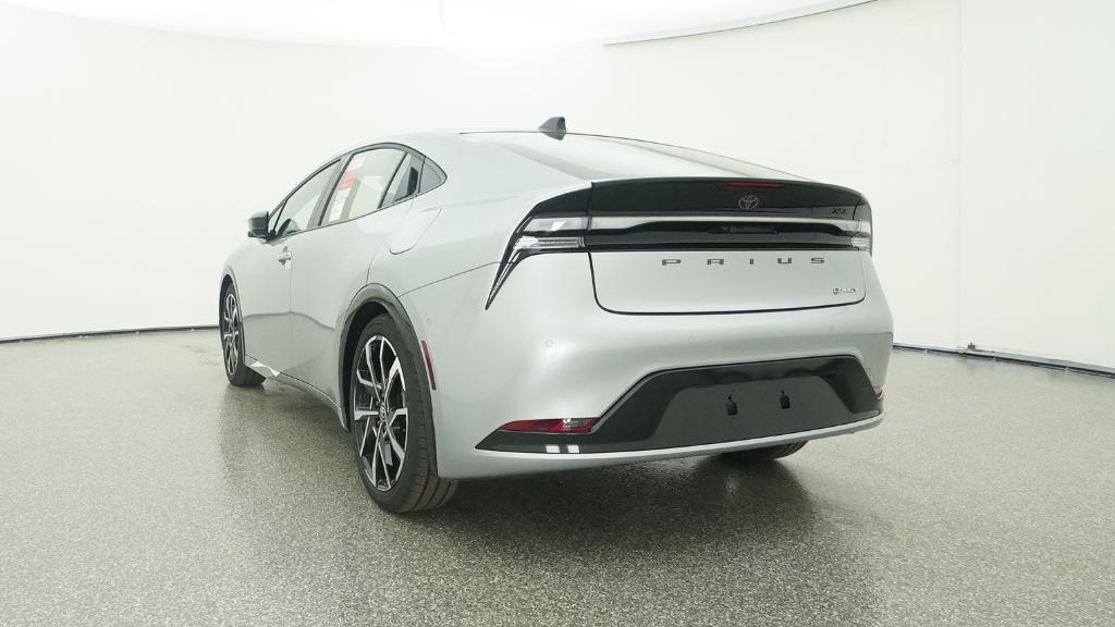 New 2026 Cutting Edge Toyota  XSE Premium image 18