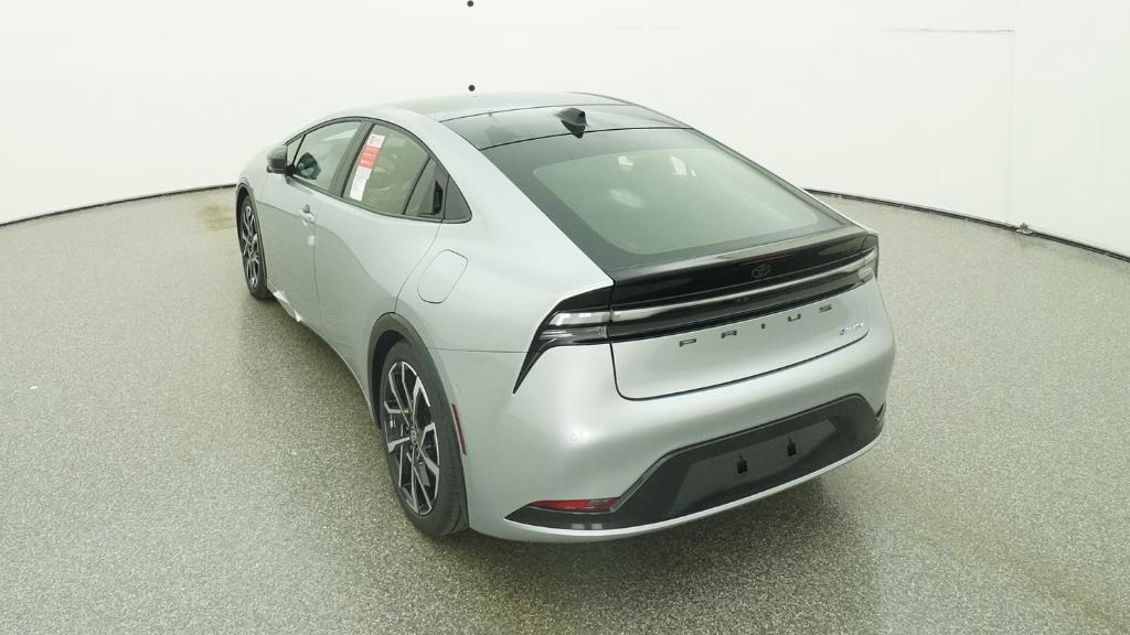 2026 Toyota Prius Plug-in Hybrid XSE Premium - Photo 17