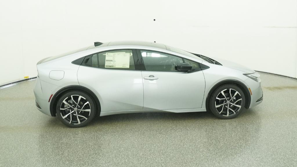 2026 Toyota Prius Plug-in Hybrid XSE Premium - Photo 29