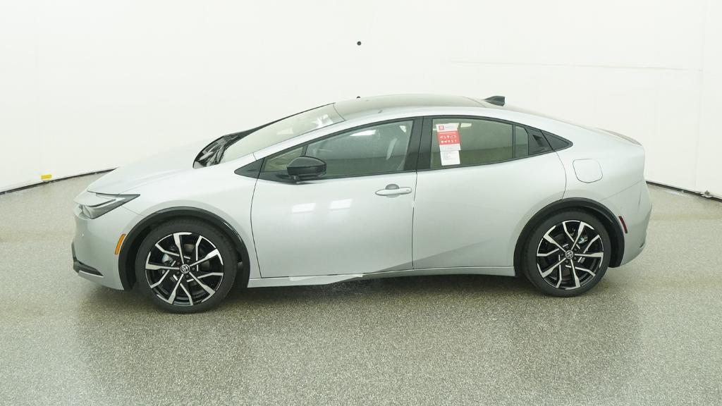 2026 Toyota Prius Plug-in Hybrid XSE Premium - Photo 11