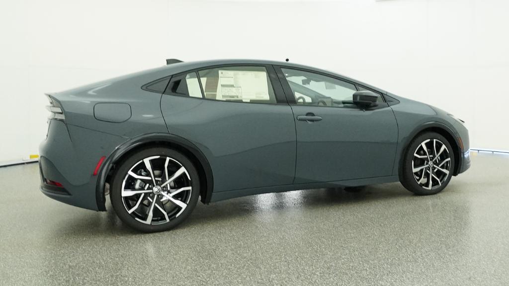 New 2026 Guardian Gray Toyota XSE Premium image 40
